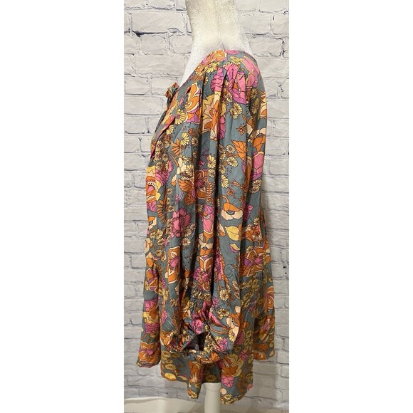 RusttyDustty Boho Floral Long Sleeve Button Front Shorts Romper Size 0XL - Picture 3 of 9